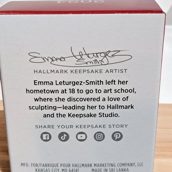 2024 Hallmark Mini Steller's Jay Keepsake Ornament Miniature - Picture 4 of 7